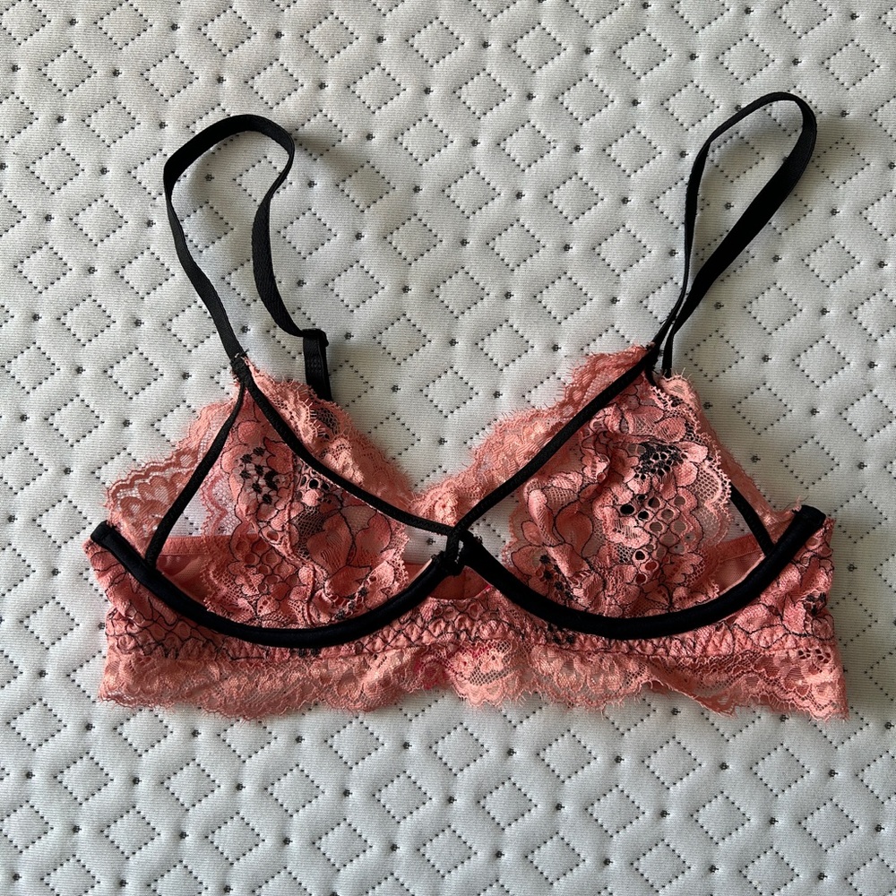 La SENZA Pink and Black Lace Bralette